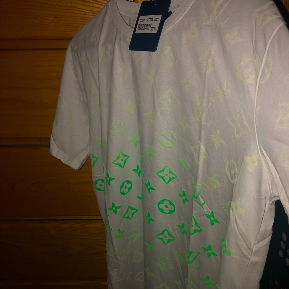 Louis Vuitton t shirt